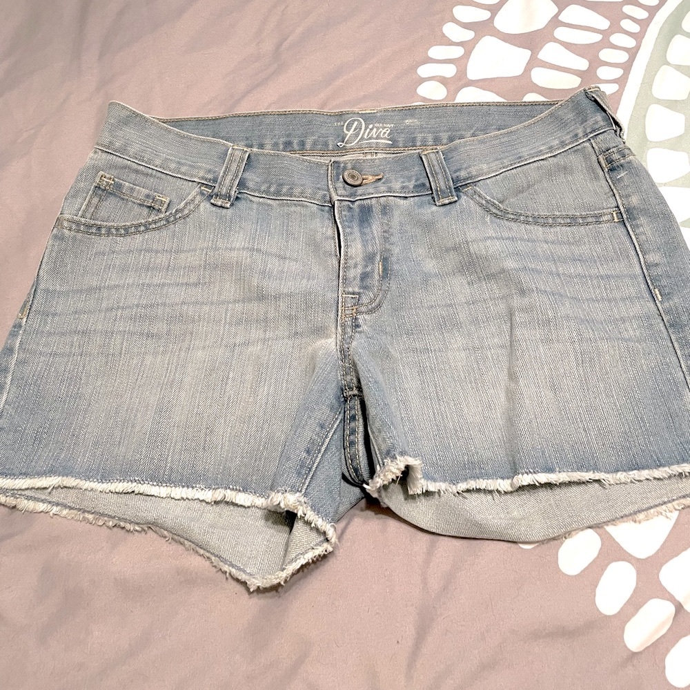 Old Navy Diva blue Jean shorts with raw hem